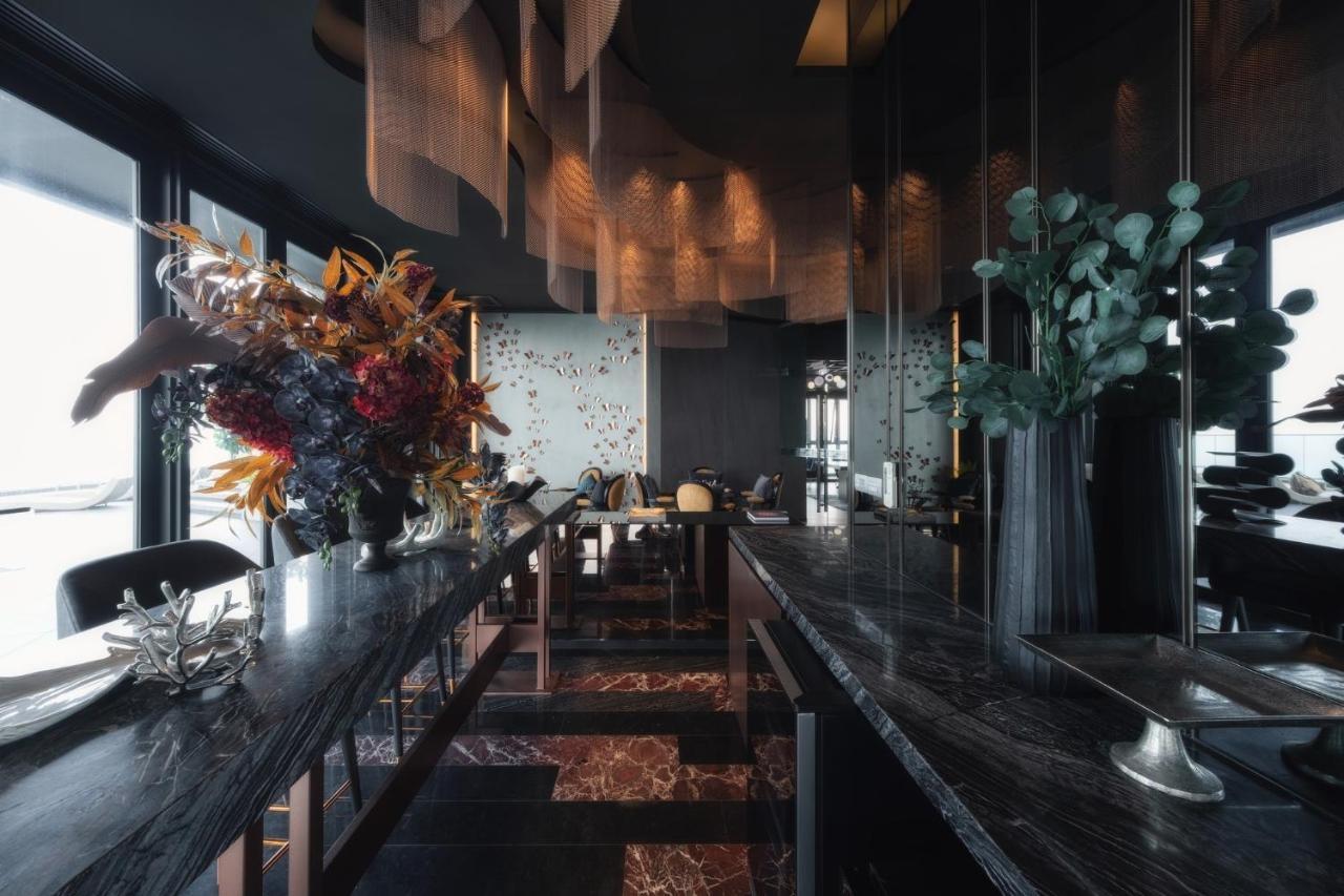 The Edge Apartment