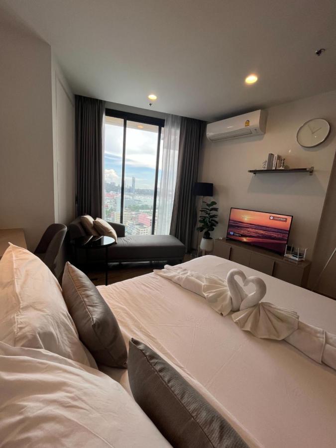 The Edge Apartment