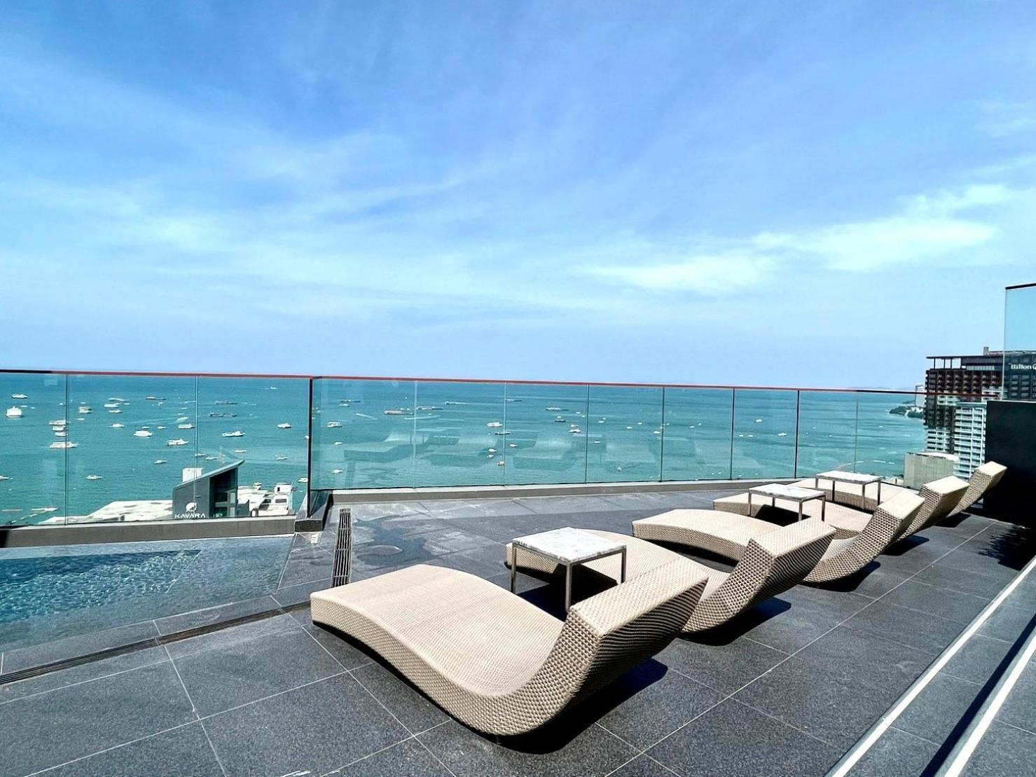 The Edge Apartment *